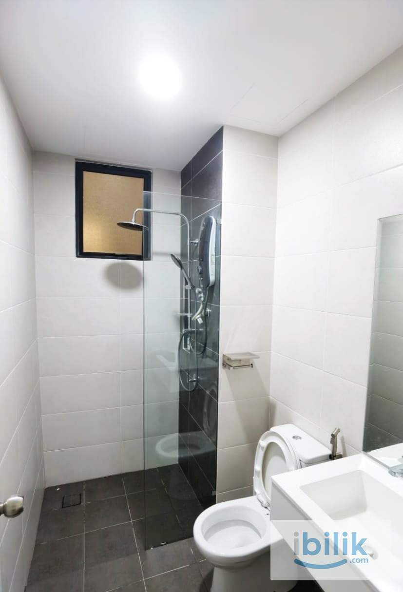 🛋️PV9 [𝗕𝗔𝗟𝗖𝗢𝗡𝗬 𝗥𝗢𝗢𝗠 𝗙𝗨𝗟𝗟𝗬 𝗙𝗨𝗥𝗡𝗜𝗦𝗛𝗘𝗗]  ✨ 3 Mins to TAR UMT & LRT Taman Melati | Students/Pros Welcome! 🎓💼 - Image 6