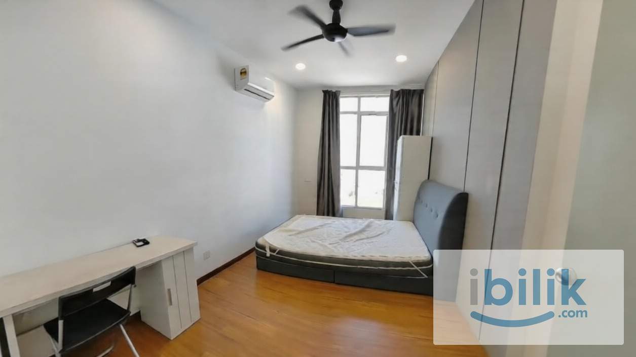 BIG FEMALE Middle Room FREE Utility and WIFI, Walking distance BRT at Impian Meridian, Subang Jaya. - Image 1