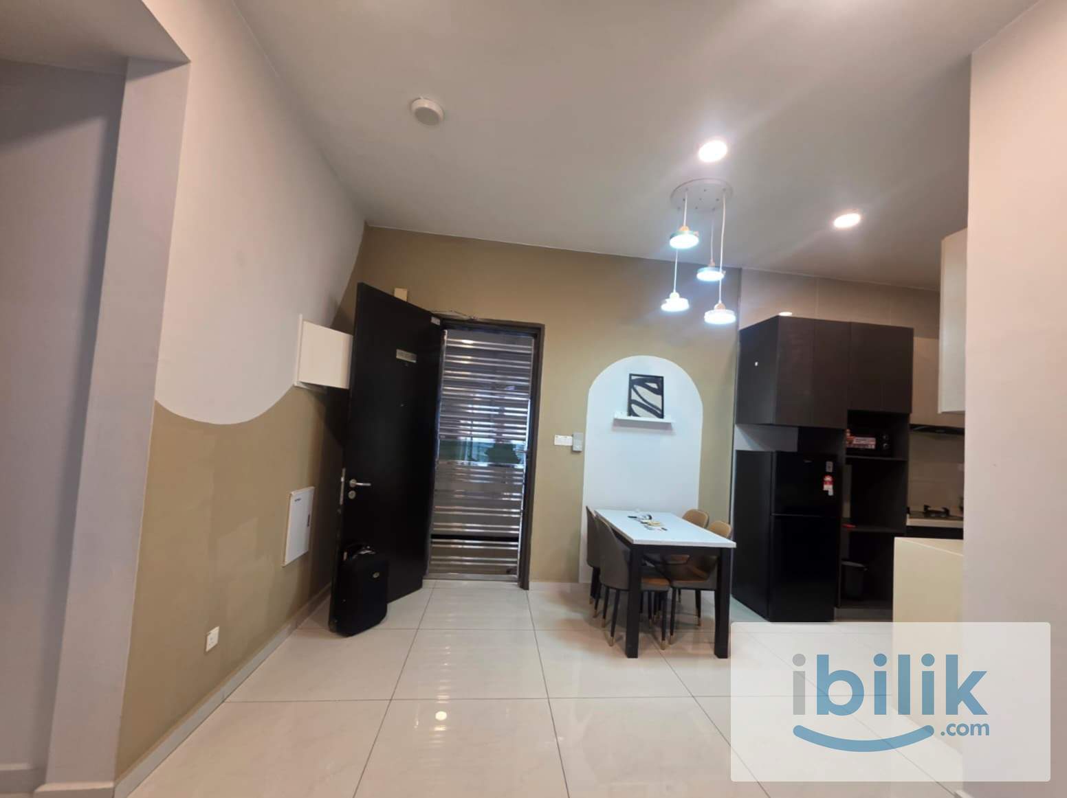 Master room/middle room for rent (chinese ladies or couple only) - Image 9