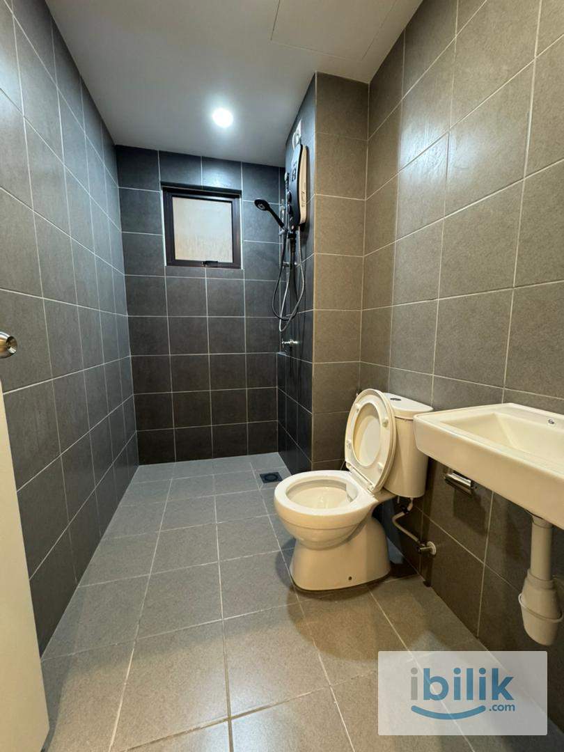 Fully Furnished Belcony Room @ Vierra Residence OKR Bukit Jalil 🏡 - Image 9