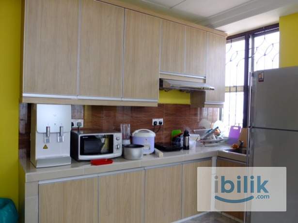 Fully furnished Penthouse with Wifi & Private bathroom - Image 1