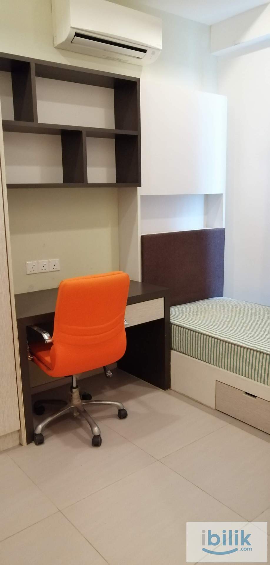 Garden Plaza room MRT wifi fully furnish Cyberjaya with Car Park near Limkokwing the place Putrajaya Sentral - Image 1