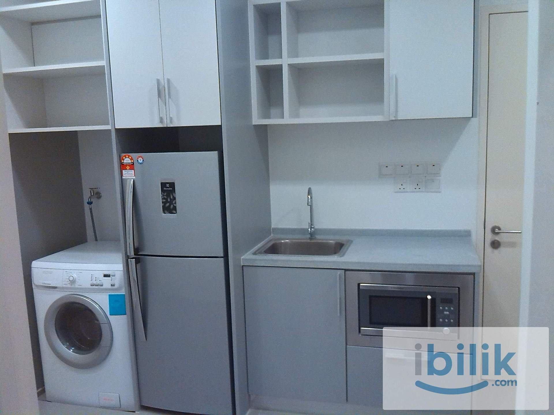 Garden Plaza room MRT wifi fully furnish Cyberjaya with Car Park near Limkokwing the place Putrajaya Sentral - Image 3
