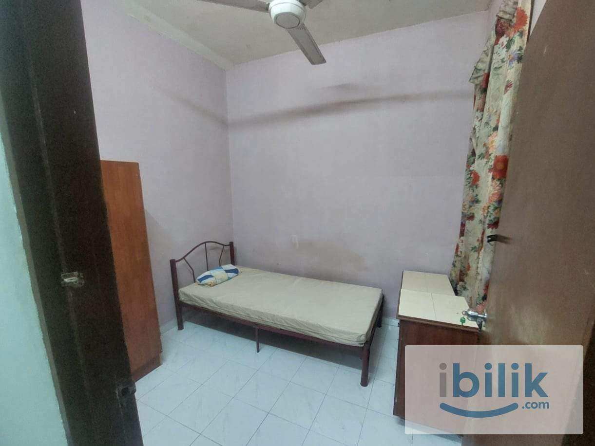 Single Room - Image 1