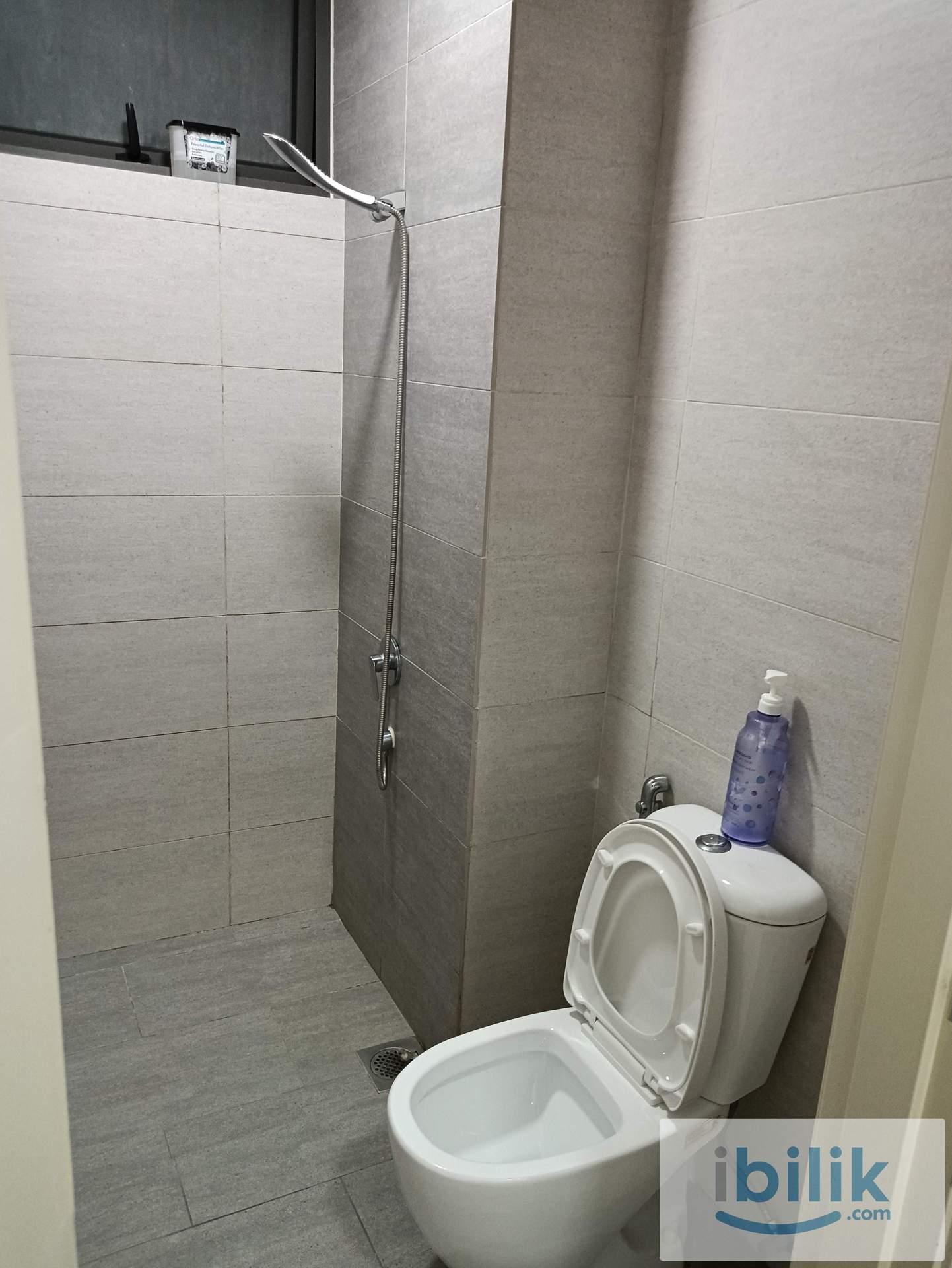 Master Room For Rent at Nexus, Taman Pertama - Image 2