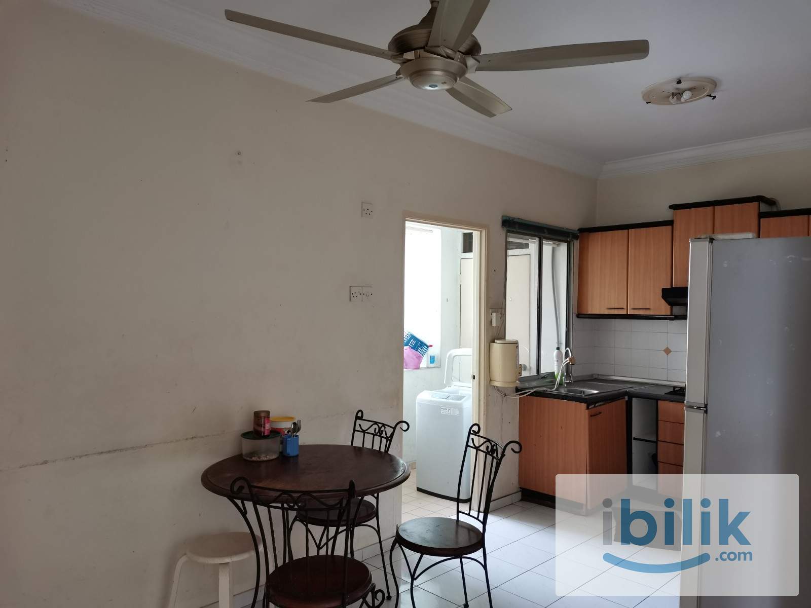 Villa Emas Aircond Condo Middle Room included utilities Share Bathroom MIX GENDER - Image 6