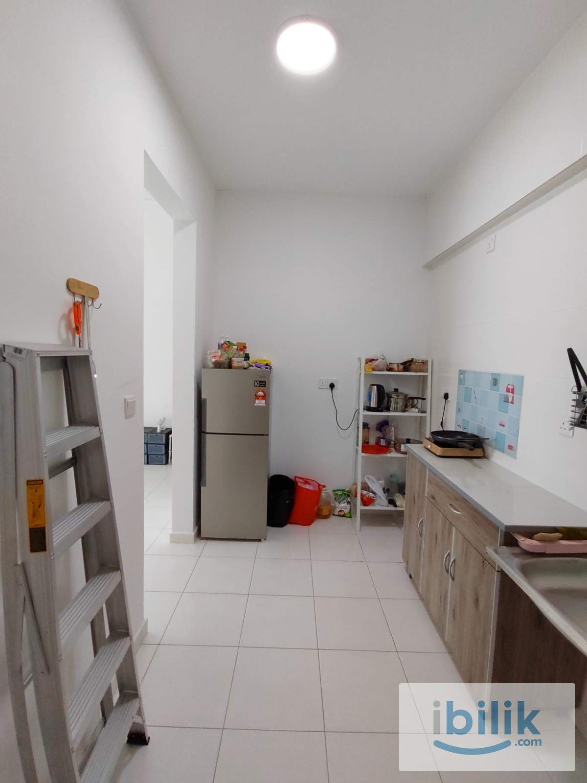 I-Santorini Condo Master Room include utilities private bathroom MIX GENDER - Image 2