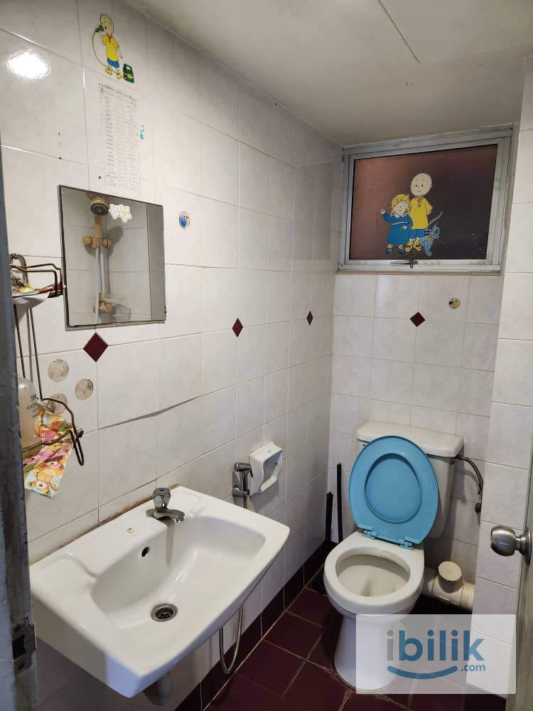 Npark Furnished Master Room Private Bathroom included utilities MIX GENDER - Image 7