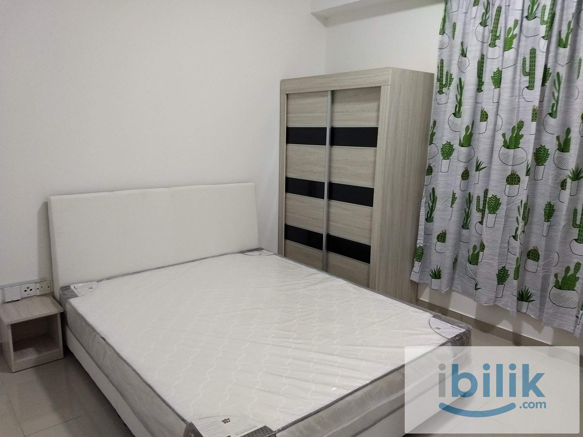 Promenade Aircond furnished Middle Room include utilities Share Bathroom MIX GENDER - Image 1