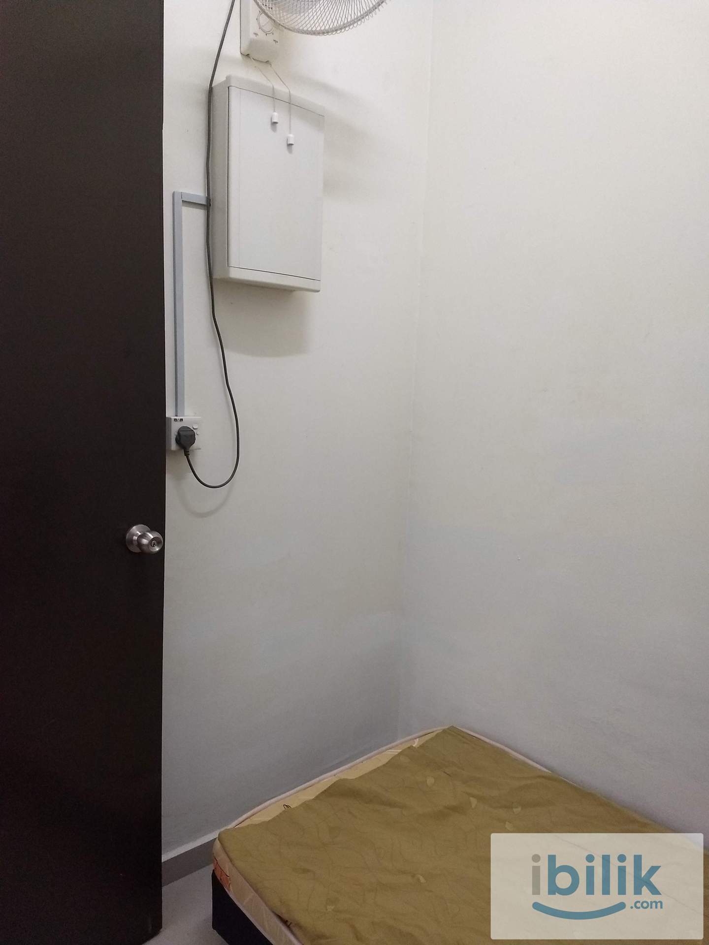 Platinum 3 Furnished Aircond Single room include utilities Share Bathroom MIX GENDER - Image 4