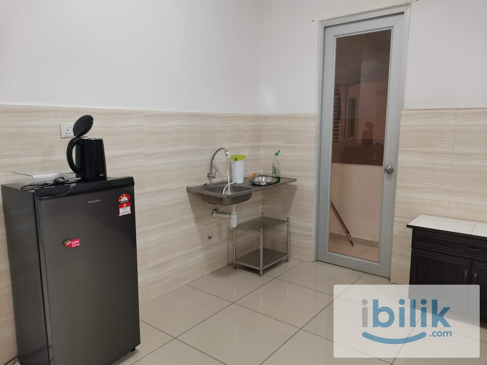 Platinum 3 Balcony Aircond Master room include utilities and car park - Image 6