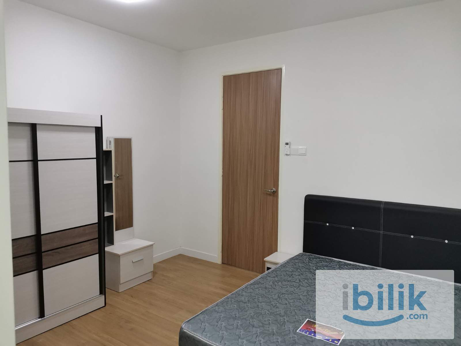 Batu Feringgi Pearl Residences Aircond Middle room included utilities - Image 1