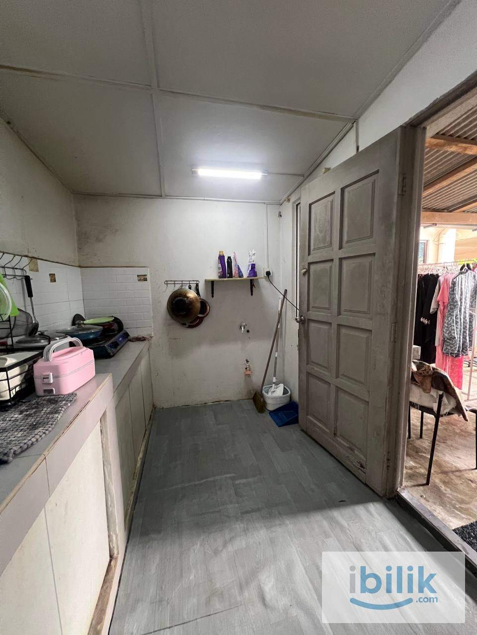 Middle Room at Shah Alam, Selangor - Image 5