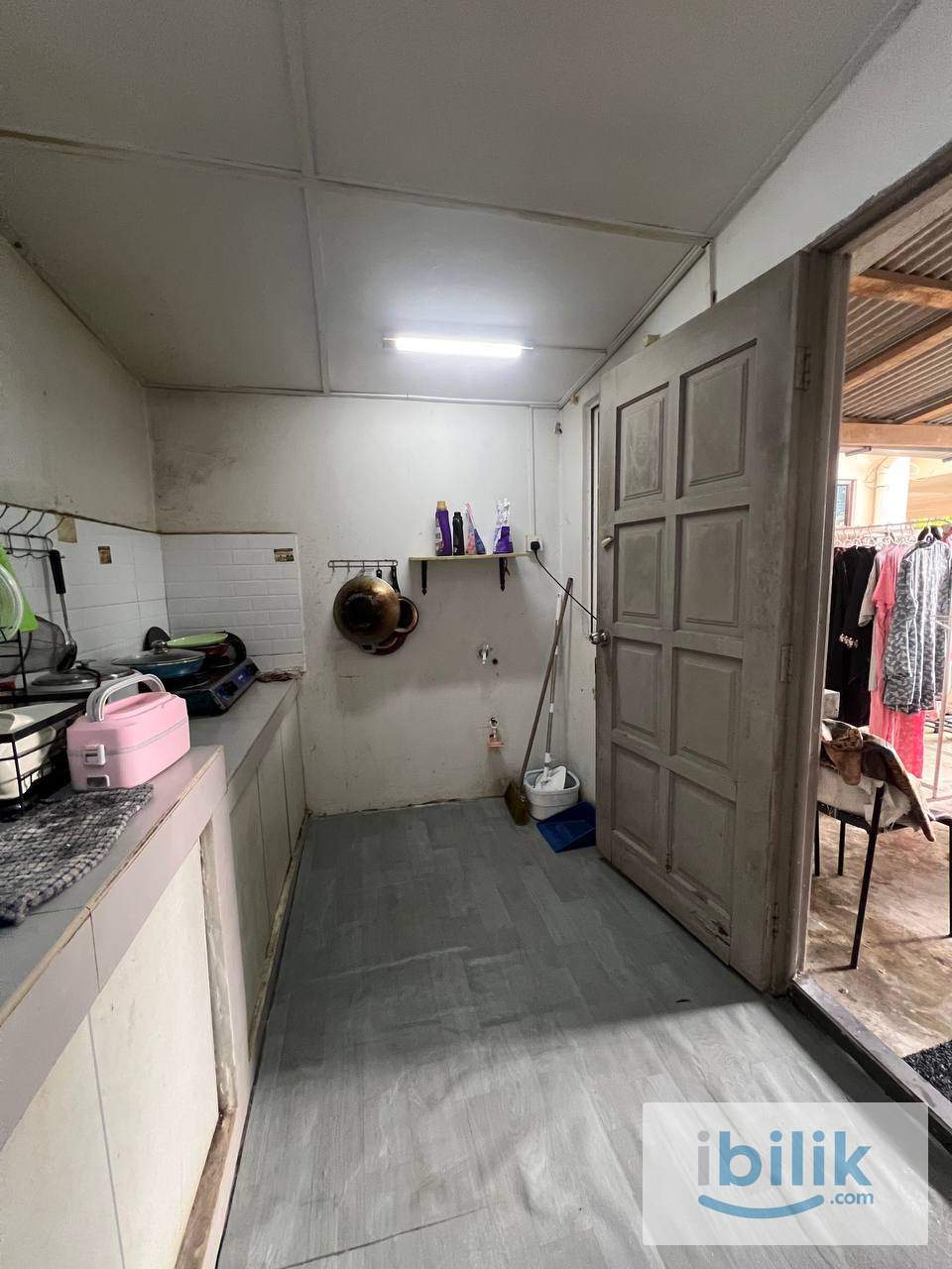 Bilik Sharing Perempuan Rumah Teres Seksyen 17, Shah Alam - Image 7