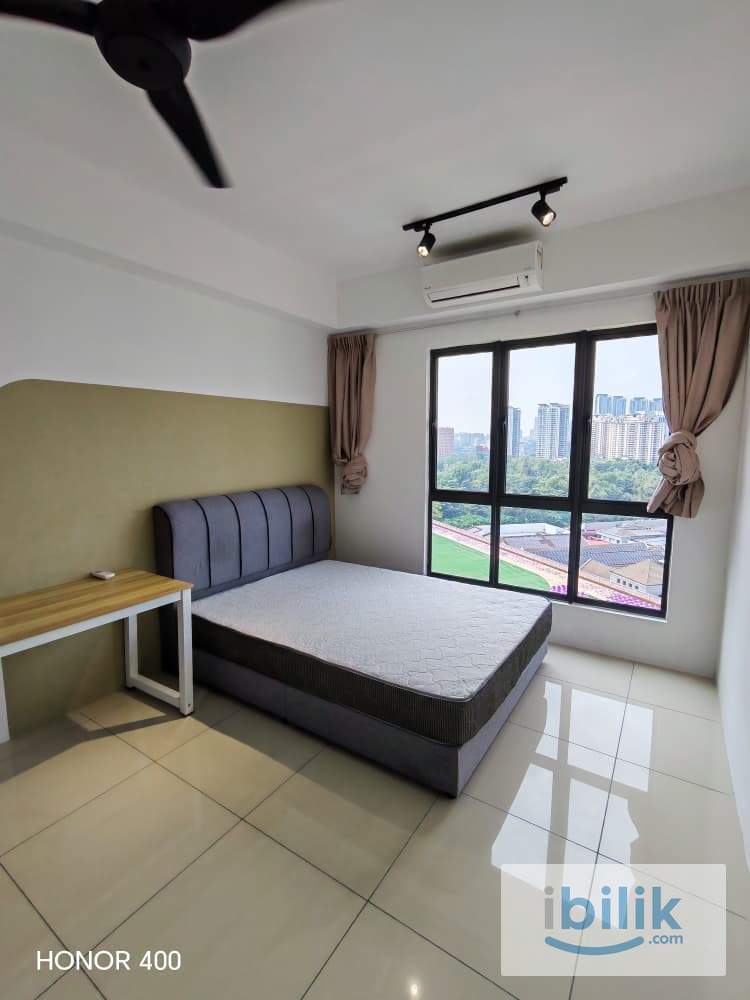 Room 2 - Image 1
