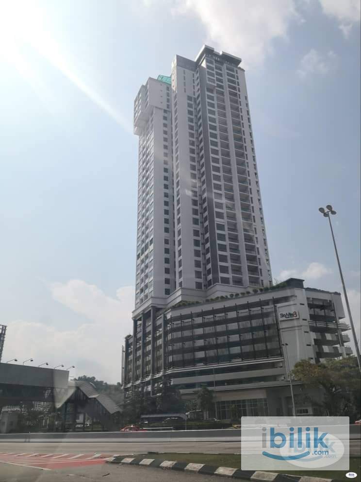 ** Newly refurbished** Middle room attached bathroom @ Skyville8 Condo OKR - Image 1