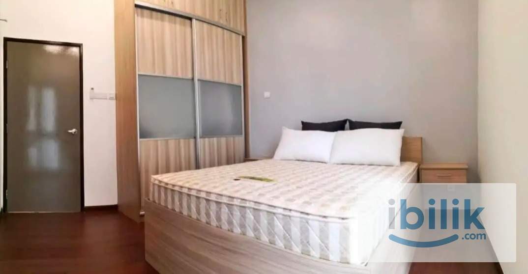 ** Newly refurbished** Middle room attached bathroom @ Skyville8 Condo OKR - Image 3