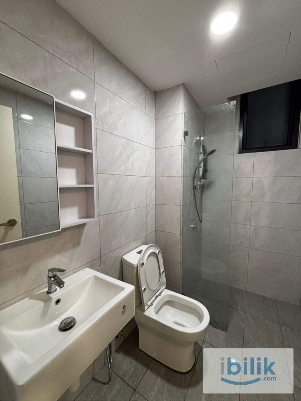 🌸 SMALL ROOM FOR RENT – ALTRIS RESIDENCE 🌸 📍 Wangsa Maju Section 10 - Image 8