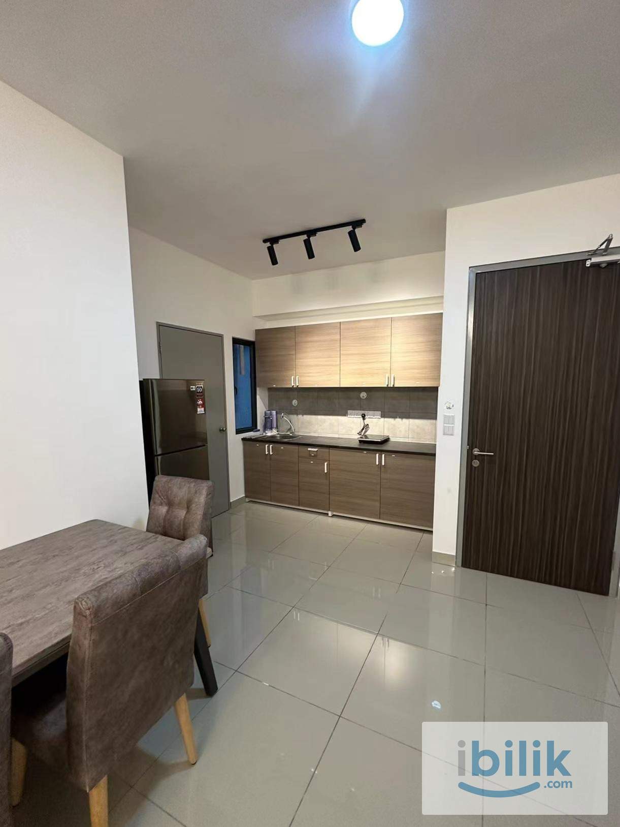 Ready Move In !! Big Medium Room ,  M Vertica @ Cheras - Image 1