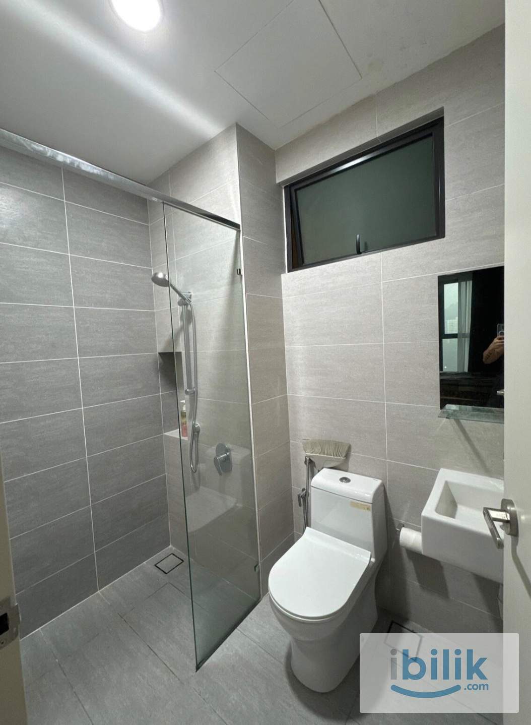 Small room in Citizen2 - Image 5