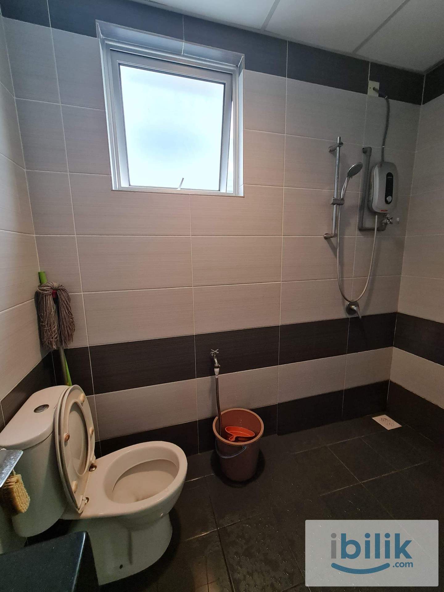 Medium Room at Green Terrain Prima Villa, Cheras Selangor - Image 5