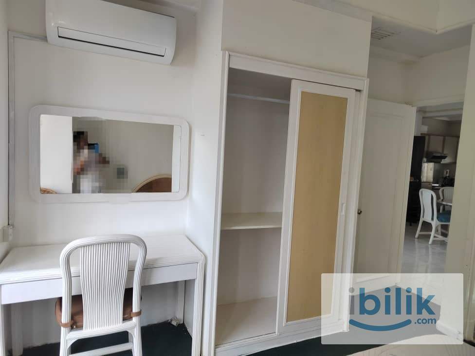 room - Image 6