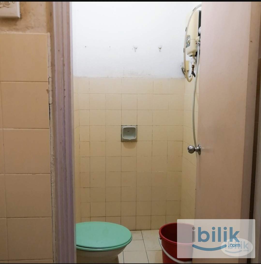 Medium Room to let at Menara Alpha Condominium  - Image 2