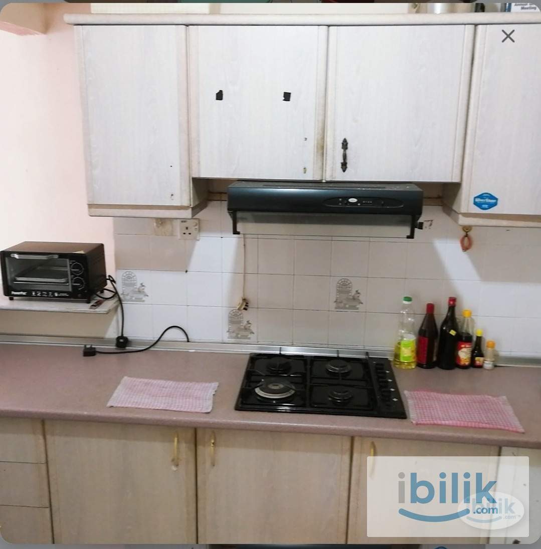 Medium Room to let at Menara Alpha Condominium  - Image 4
