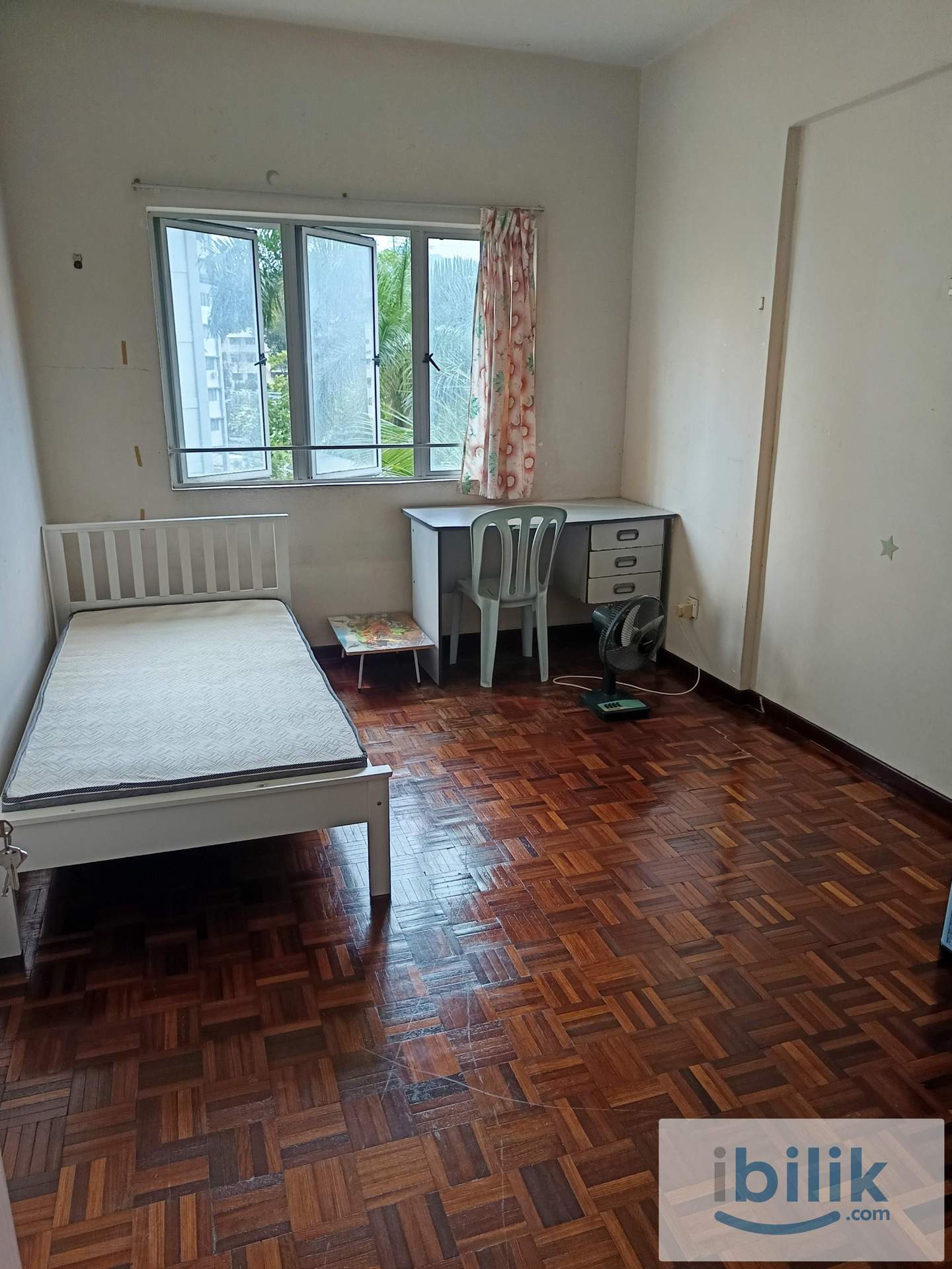Medium Room to let at Menara Alpha condominium  - Image 1