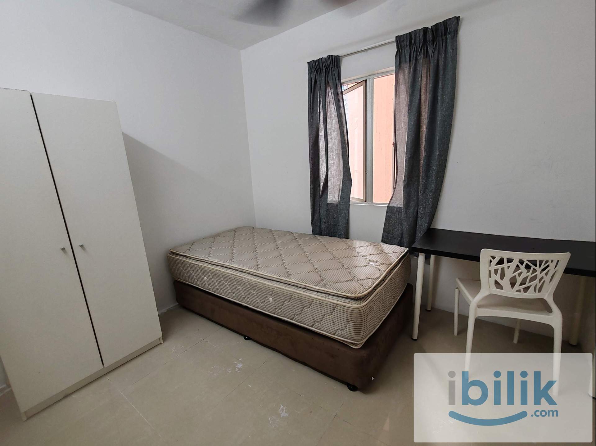 [Female Only] Small Room at Putra Majestik, Sentul - Image 1
