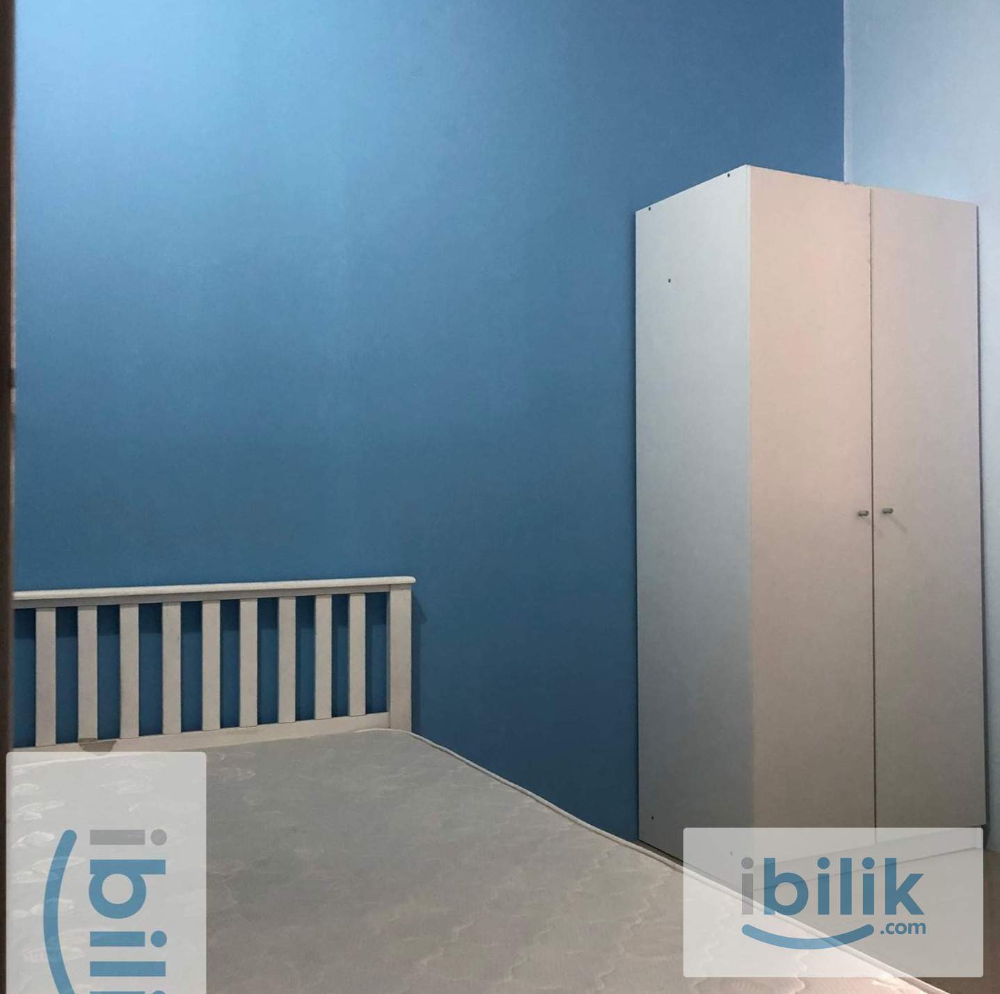 Small Room for Rent - Image 1