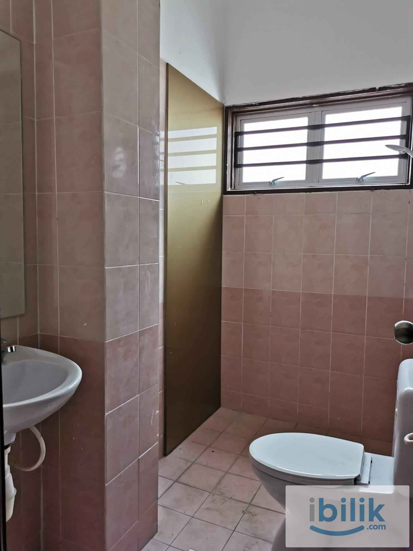 Middle Room-Female Unit@Seri Kembangan - Image 8