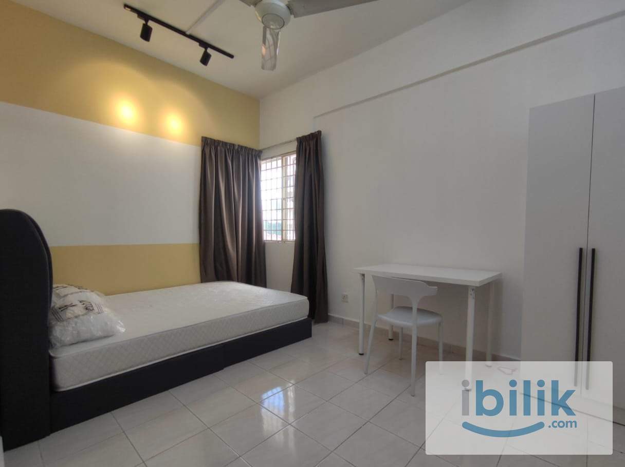 Middle Room For rent @ wangsa metroview - Image 1
