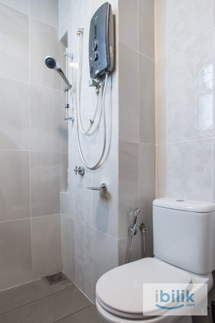 Cozy Single Room for rent at Angkasa Residence - Image 3