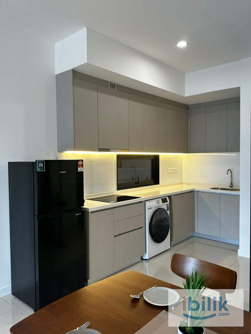 Fully furnished Middle Room utilities inclusive 5 mins to Mont Kiara , Publika, Jalan Ipoh - Image 3