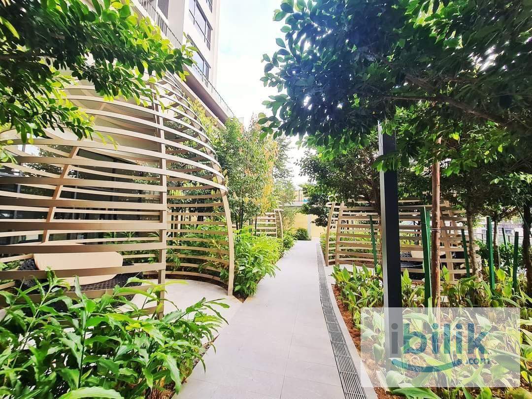 Spacious Master Room | 5 mins to Mont Kiara/Publika | Variety of rooms available  - Image 6