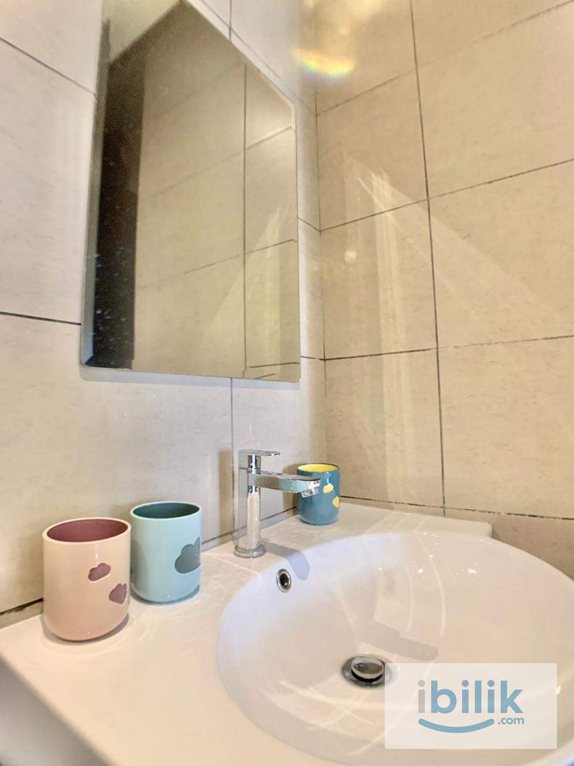 Fully furnished Middle Room utilities inclusive 5 mins to Mont Kiara , Publika, Jalan Ipoh - Image 4