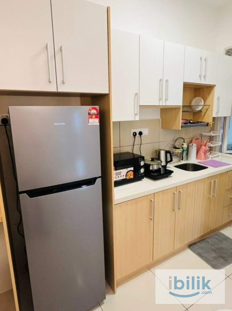 🛋️Clean & Modern Single room Available at Pacific Star, Petaling Jaya - Image 3