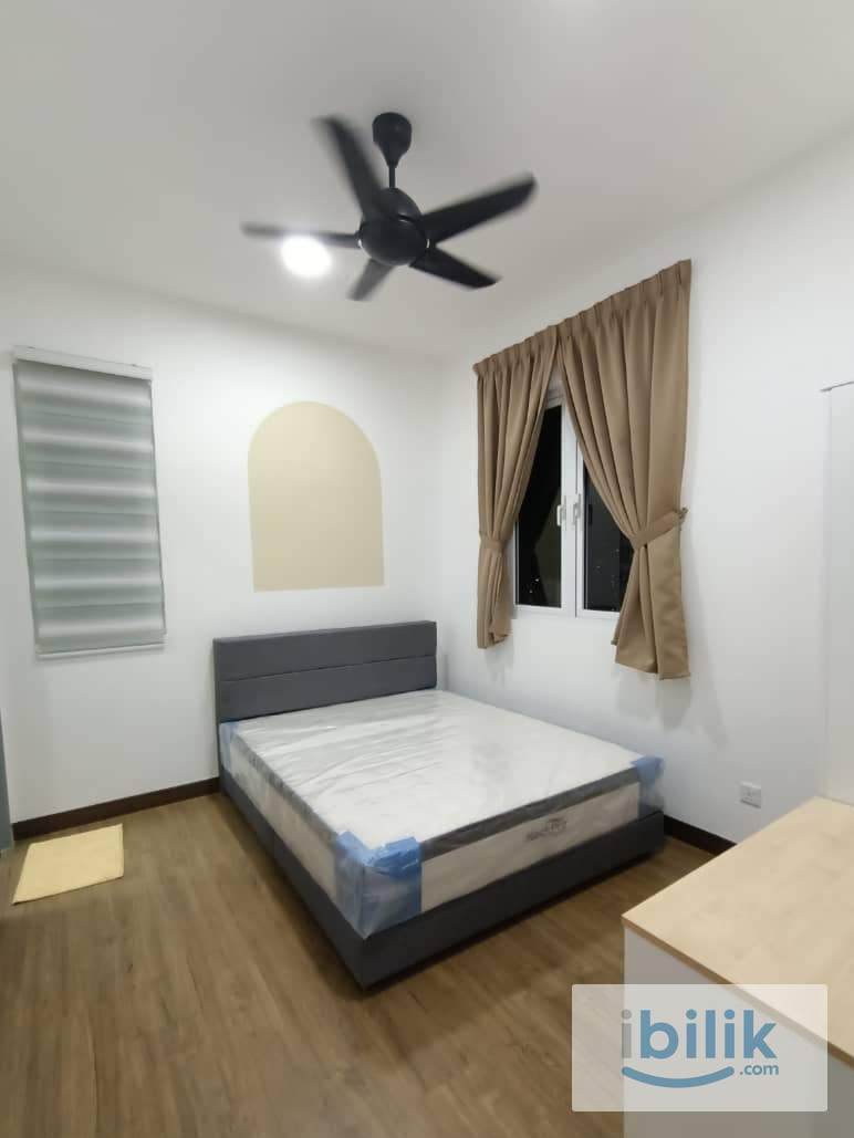 🎀Comfortable Living Junior Master Room Starts Here at Pinnacle, Sri Petaling - Image 1