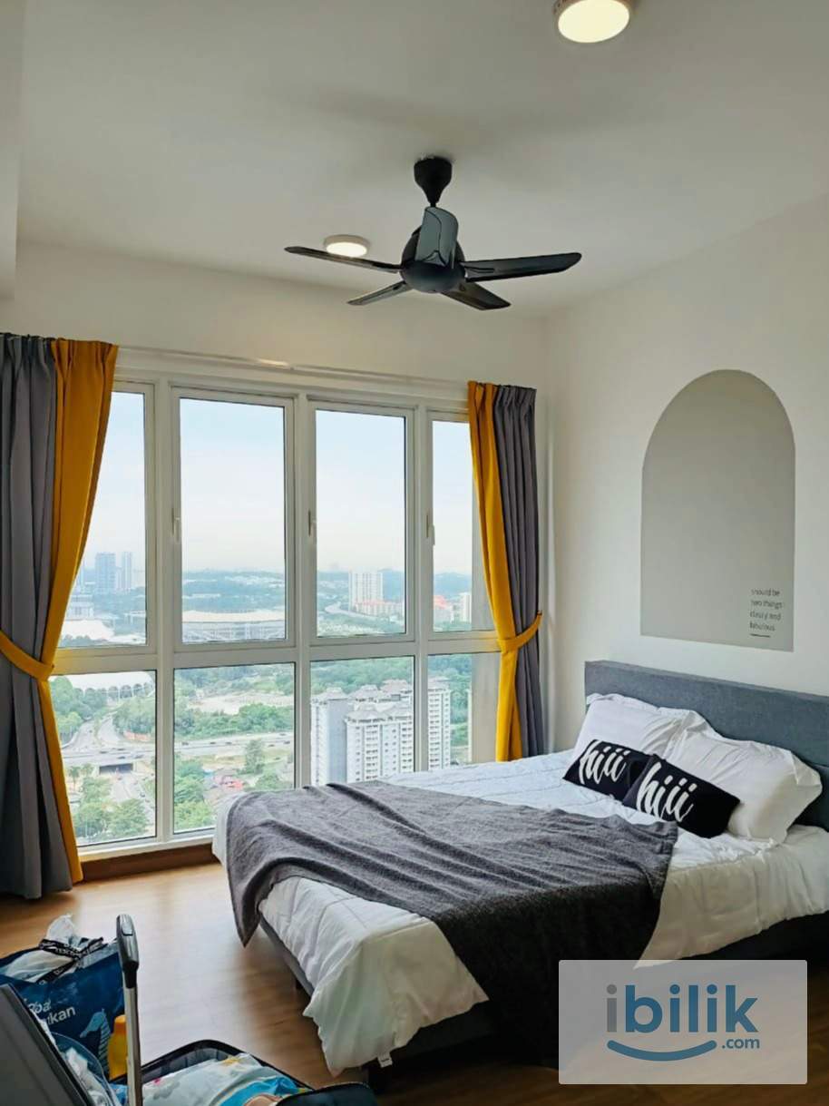 🎀Premium Master Room with Full Privacy at Pinnacle, Sri Petaling - Image 1