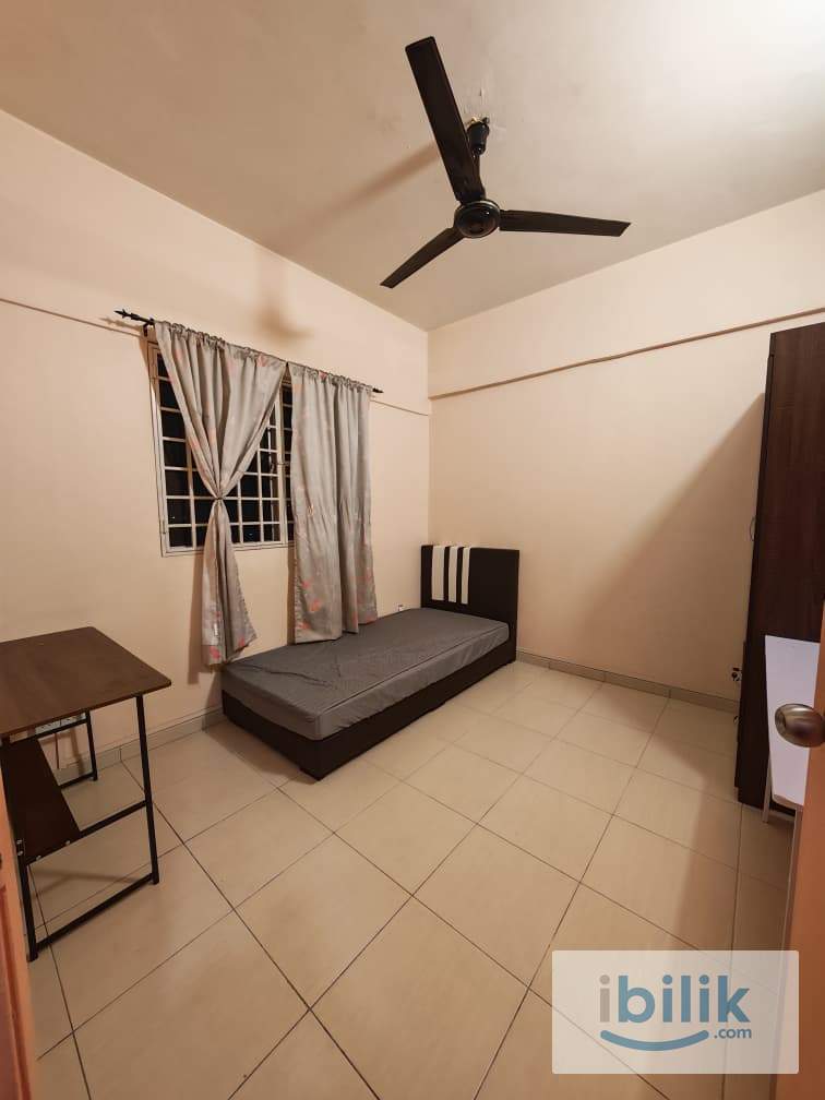 Single Couple Master Room, Parking, Desa Park City, Kepong KL - Image 4