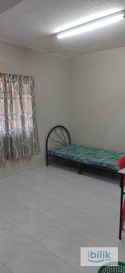Single Room at Taman Paya Emas, Melaka Tengah - Image 1