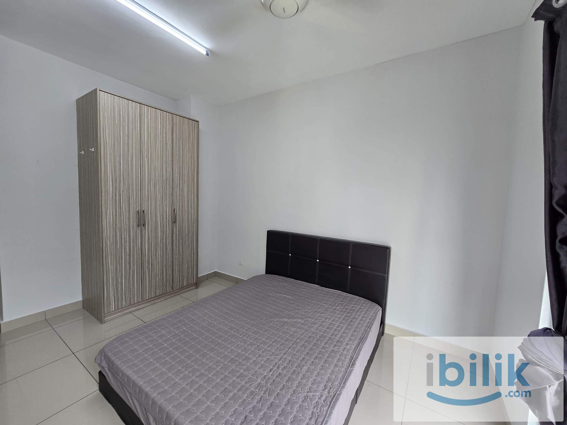Next to LRT, Master bedroom. Available now  - Image 2