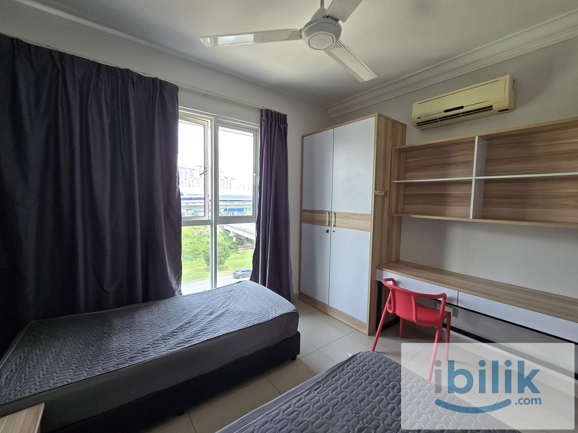ALL MALE UNIT , MASTER BEDROOM. AVAILABLE NOW - Image 3