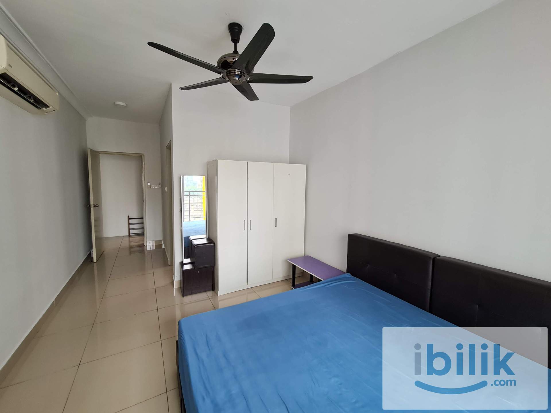 BALCONY MASTER BEDROOM. AVAILABLE  NOW - Image 2