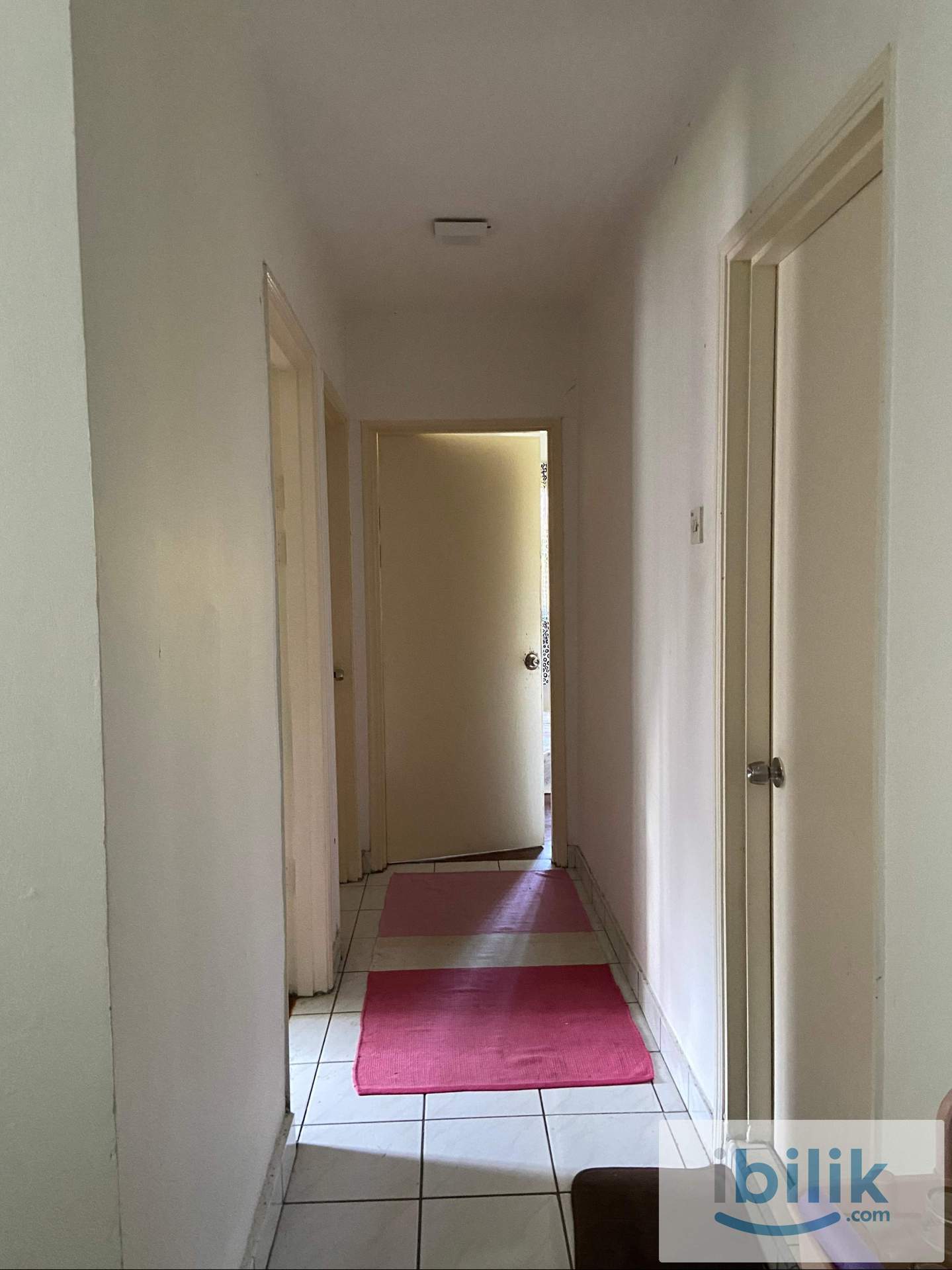 MASTER BEDROOM + AIRCOND - MUSLIM FEMALE ONLY RM 850 INCLUDE BIL + WIFI - MARCH OR APRIL 2026 - Image 3