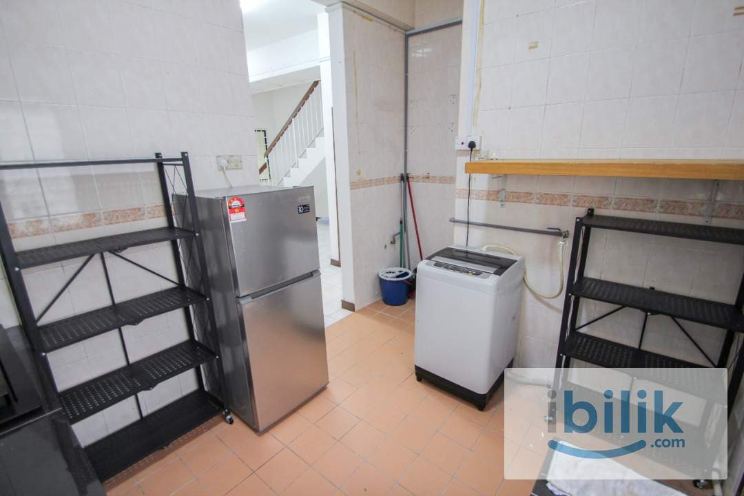 [5 mins to LRT]❗ LRT Puchong Prima ✨Fully Furnished Master Room🥰Ready Move in - Image 4