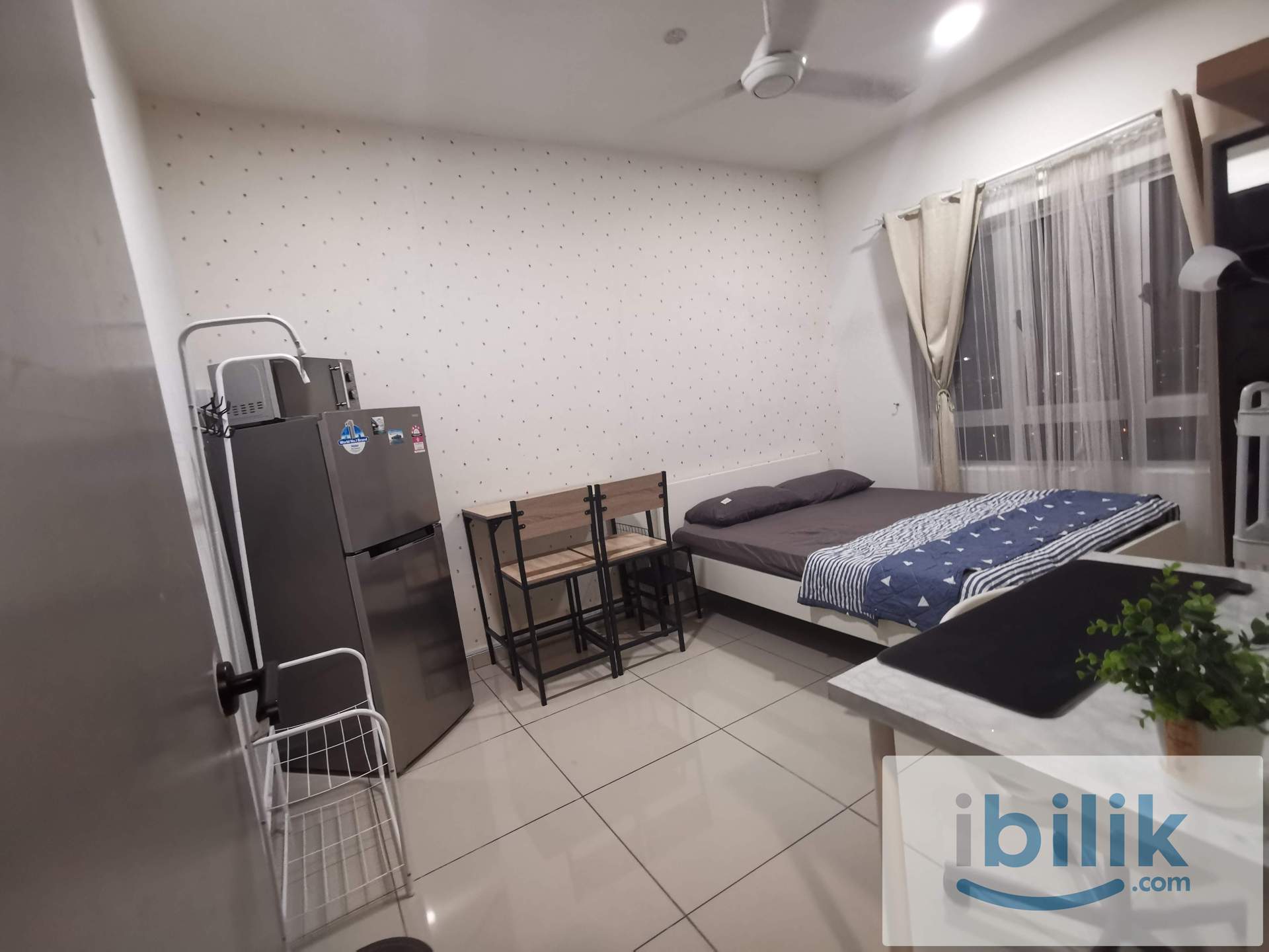Master room with mini studio concept at The Edge Residence near USJ1 - Image 7