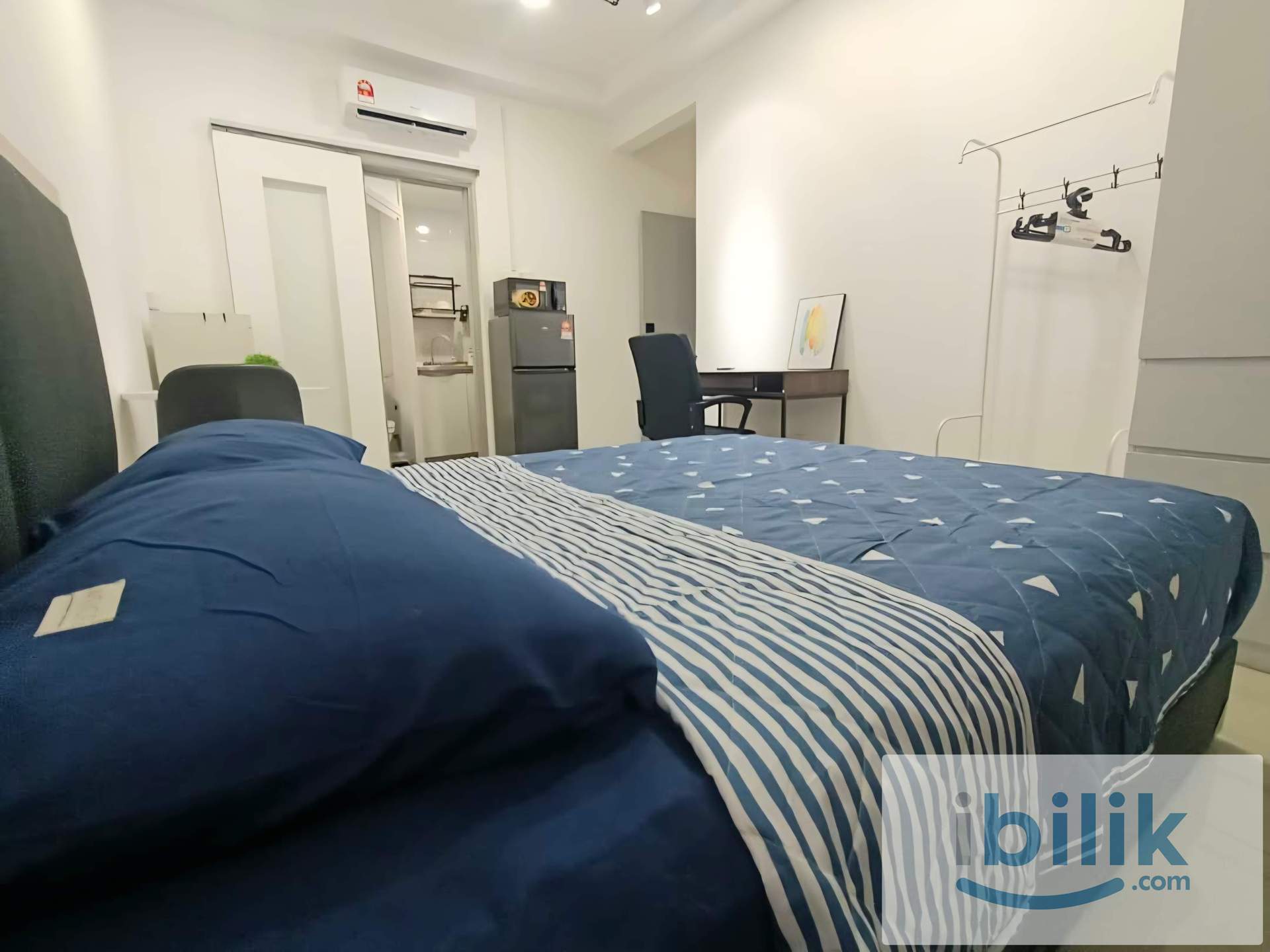 Master Room with mini studio concept - Image 1
