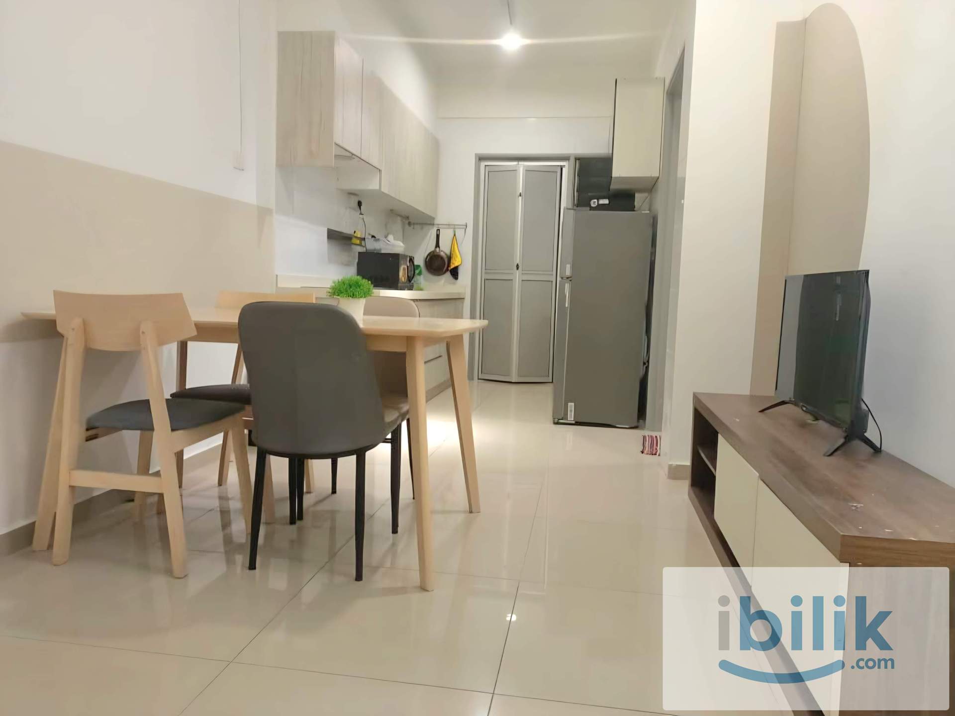 Subang Jaya - Middle room with toilet - Image 5